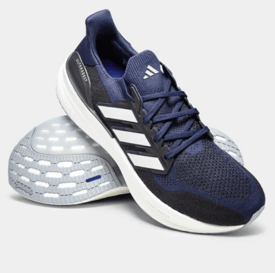 Imagem ilustrativa do tênis Adidas Ultraboost com tecnologia Boost